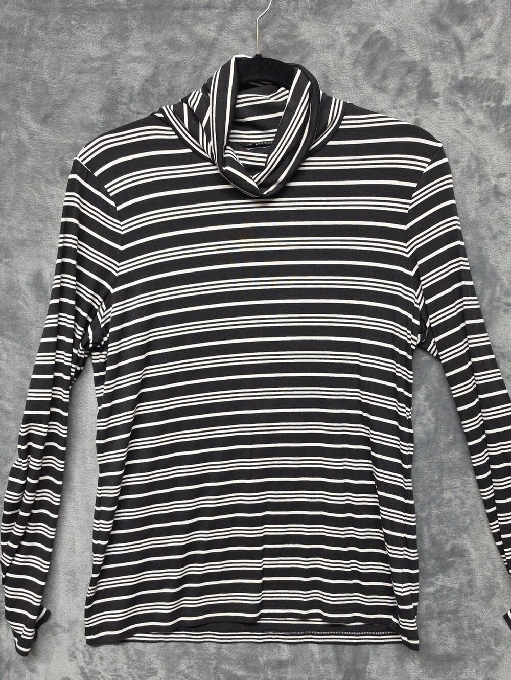 Talbots Black & White Striped Turtleneck Long-Sleeve Top sz Med